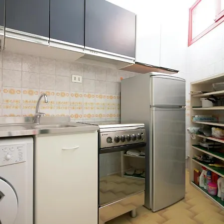 Apartment Appartamento A 5 Minuti Dalle Spiaggie Con Posto Auto Terrazzi